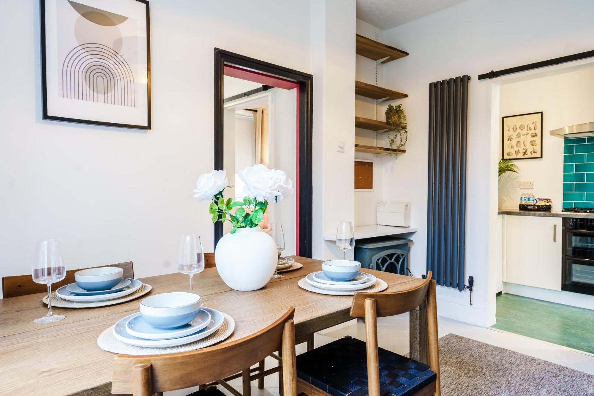 Inspohome Pontcanna Haven 2-Bed House Garden Netflix Games Freeparking Cardiff Luaran gambar